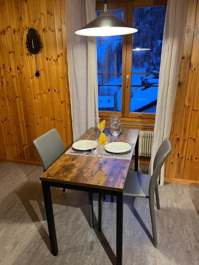 Au Village D’evolene, Magnifique Ensoleillé Apartamento *