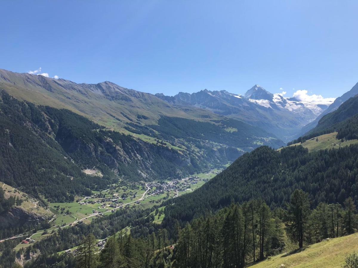 Au Village D’evolene, Magnifique Ensoleillé Apartamento